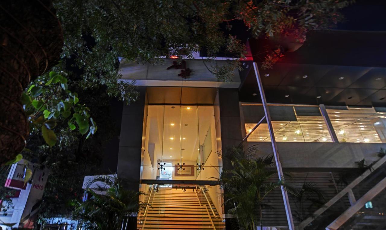 Treebo Cherry Tree Indore Exterior foto
