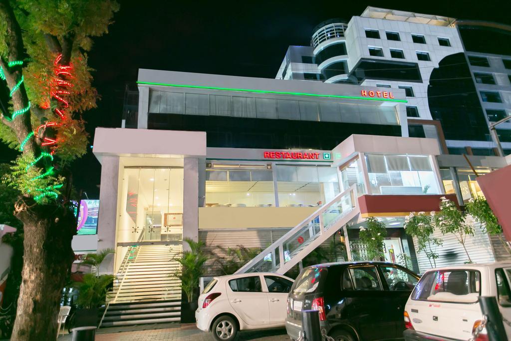 Treebo Cherry Tree Indore Exterior foto